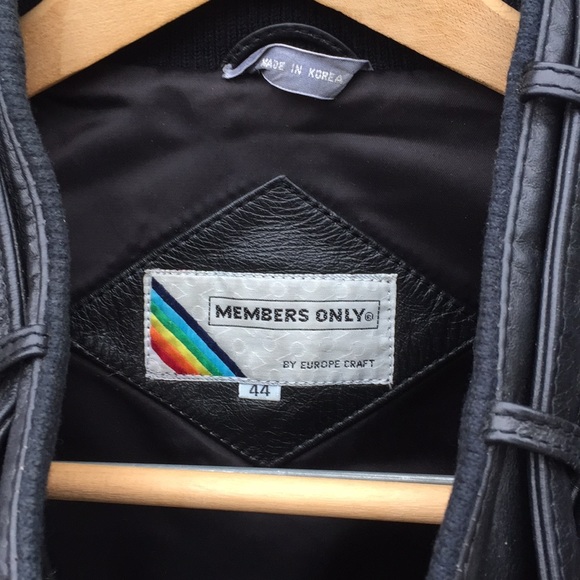 SOLD! 80s Members Only Blk Leather Racer Jacket - Picture 4 of 9